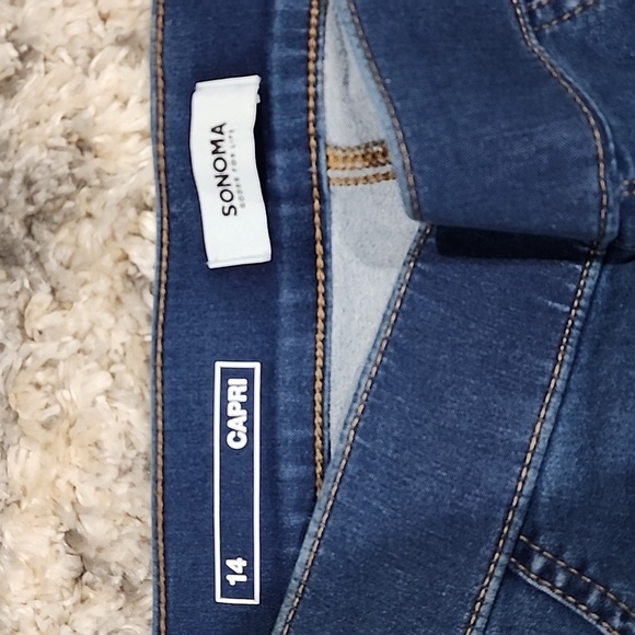 SONOMA WOMEN'S CAPRI PANTS JEANS SIZE 14 BLUE - Picture 9 of 11